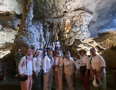 Muslim Halong Bay Daily Trip : 4 hours on the cruise