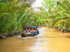 Muslim-Friendly Mekong Delta: Complete Guide to Mosques, Prayer Facilities & Halal Food