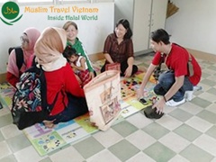 Sightseeing And Charitable Activities Muslim Tour 5D4N