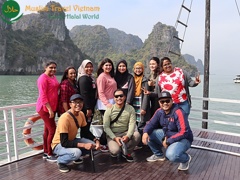 Miss Liyna with her company